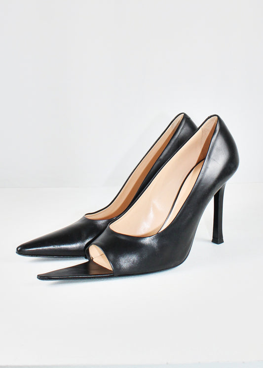 Erika Cavallini Asymmetric Pointed-Toe Pumps